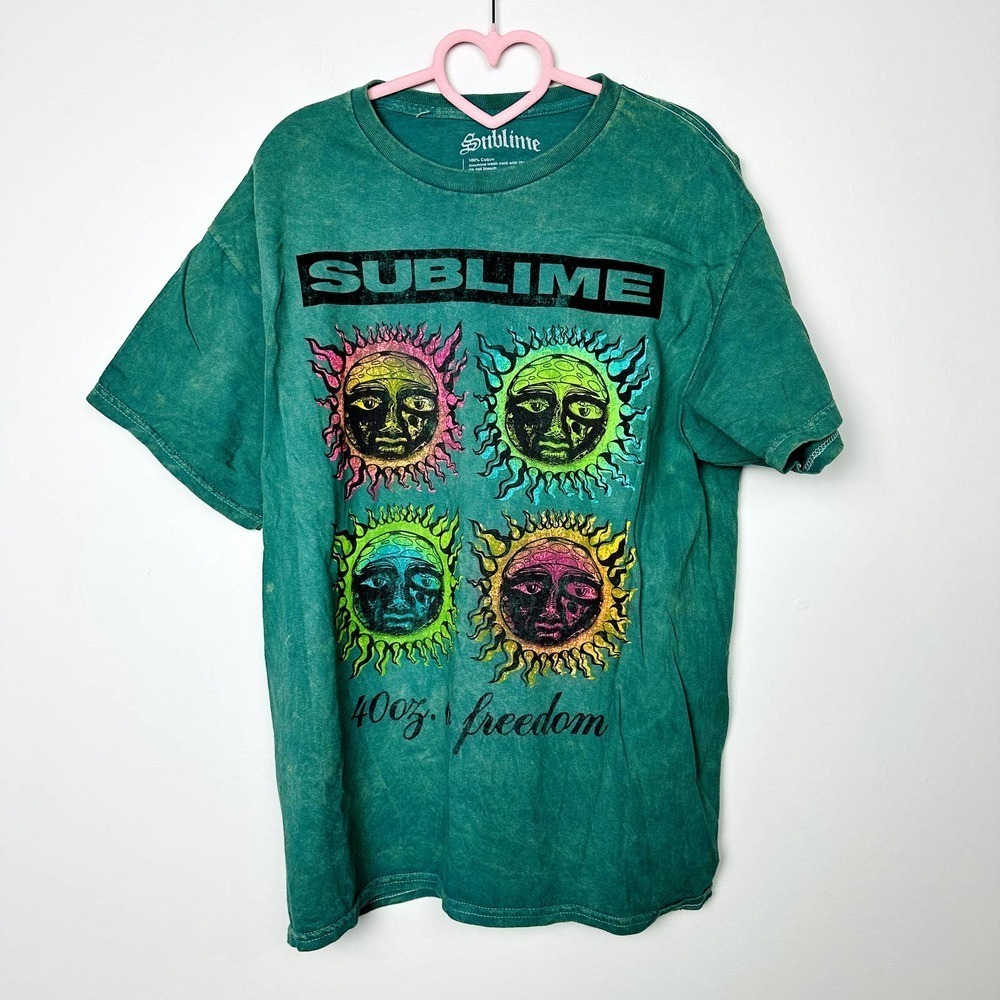 Sublime NWOT Unisex Graphic Print Green Crew Neck Short Sleeve Casual T-Shirt